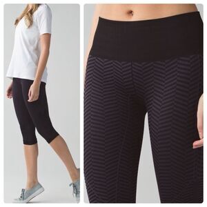 LULULEMON In The Flow Crop Seamless Leggings (1st Release) Heathered Naval Blue